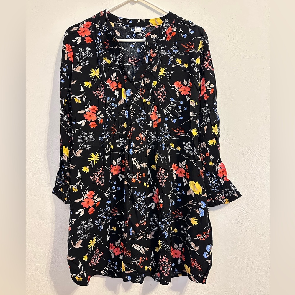 Floral print Old Navy tunic size L
